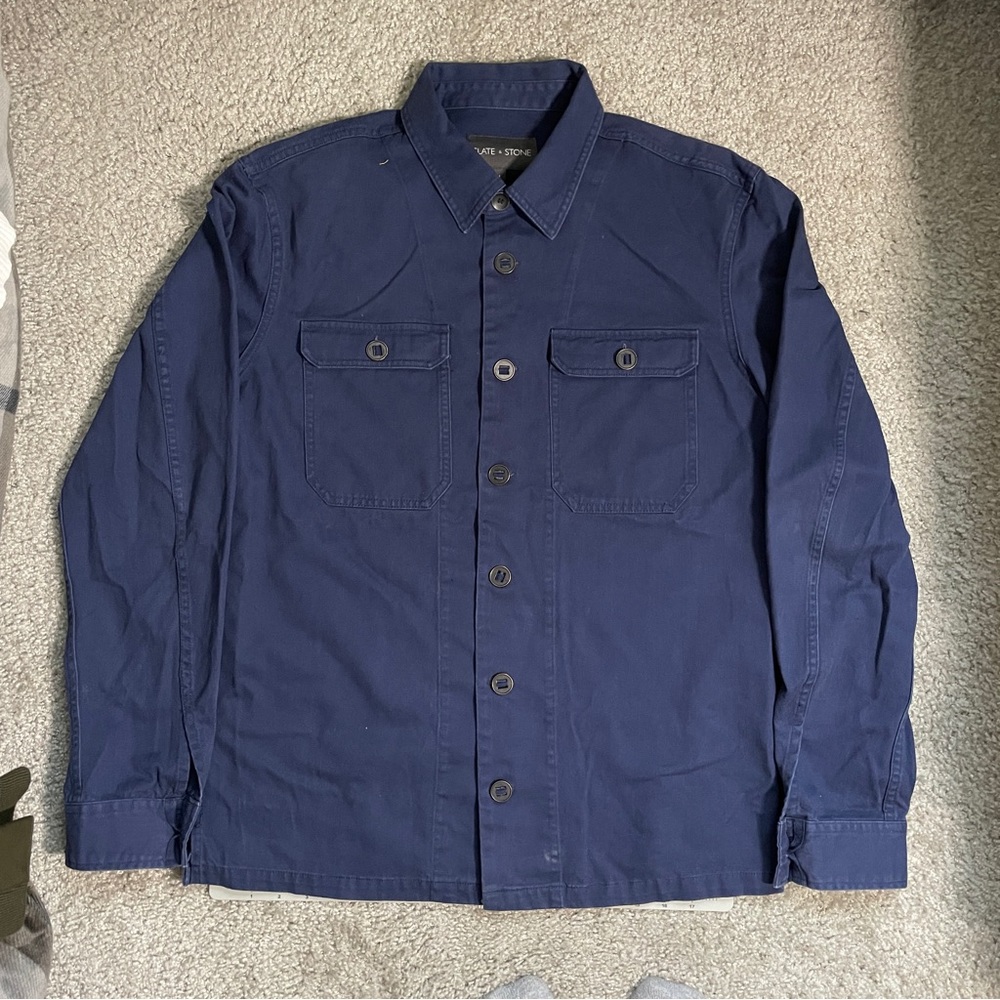 SLATE & STONE NAVT BUTTON UP SHIRT
SIZE M